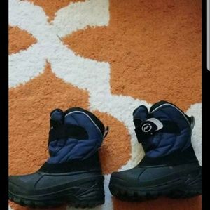 Toddler snow boots